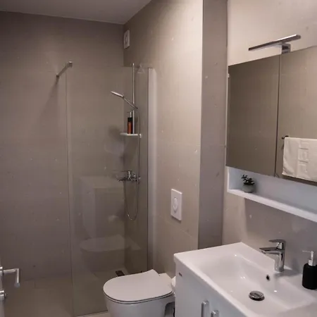 Luxury App F With Jacuzzi And The Sea View Apartman