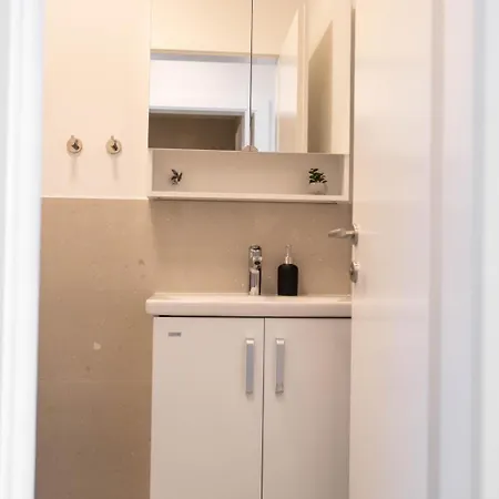 Appartement Luxury And App F Makarska