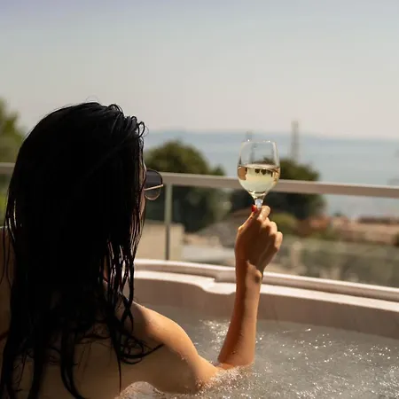 Apartman Luxury App F With Jacuzzi And The Sea View