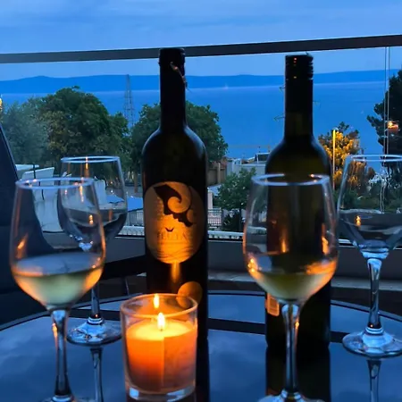 Luxury App F With Jacuzzi And The Sea View Apartman Makarska