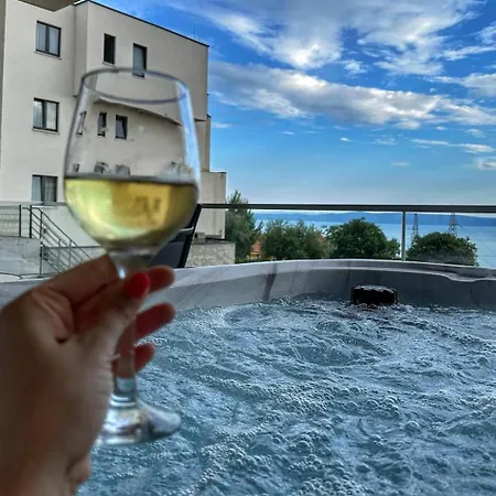 Luxury App F With Jacuzzi And The Sea View * Makarska