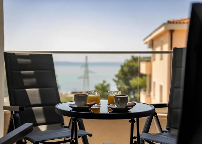 Luxury And App F Makarska